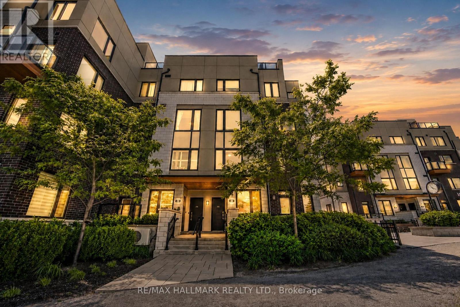 #212 1555 KINGSTON ROAD - 1