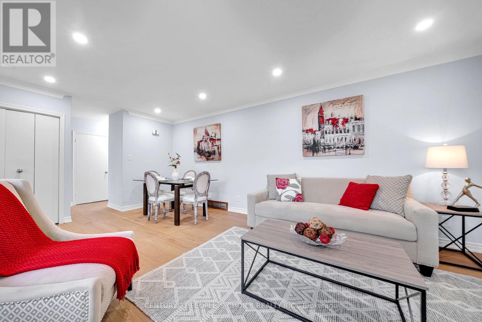 586 CENTRAL PK BOULEVARD N - 3