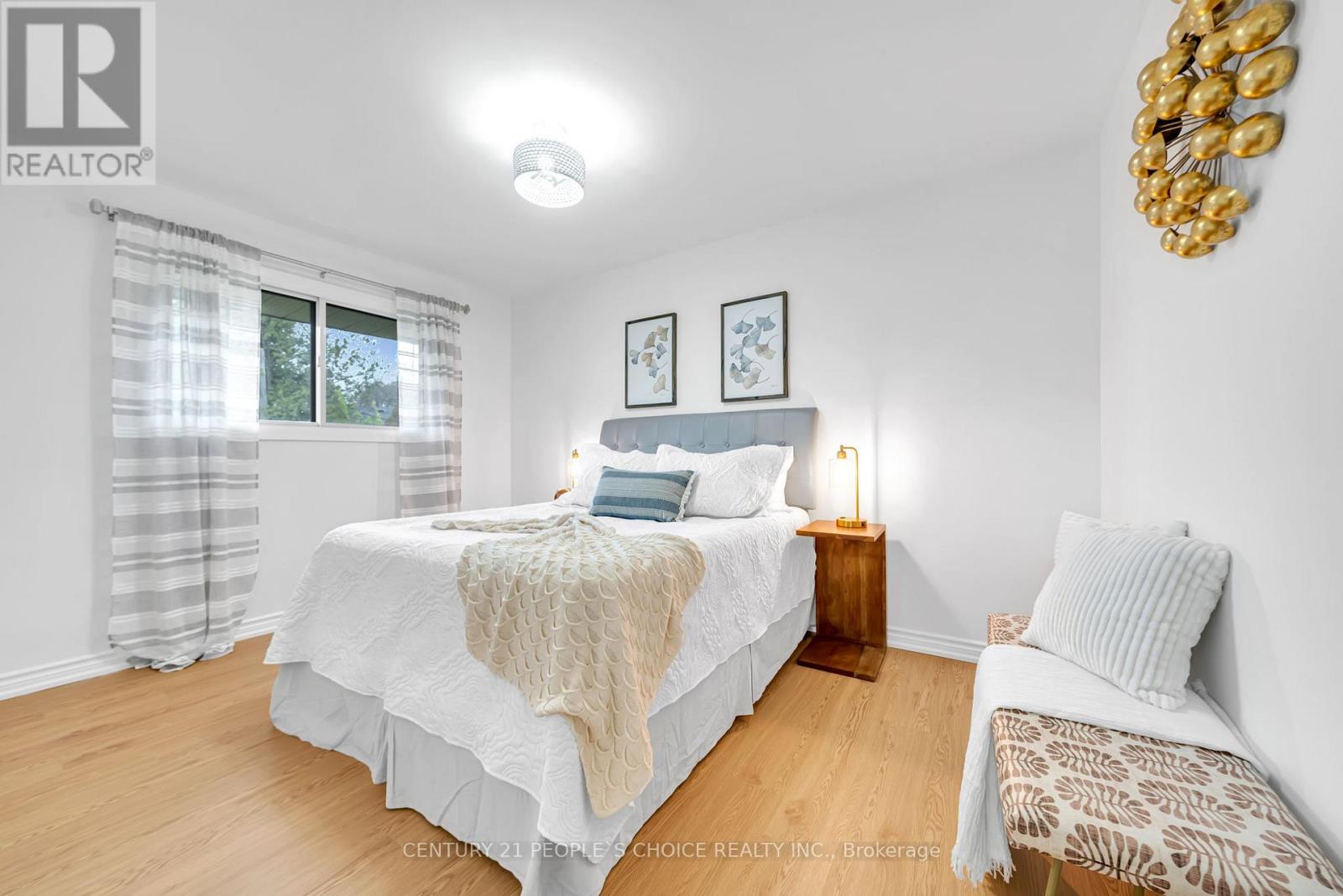 586 CENTRAL PK BOULEVARD N - 9