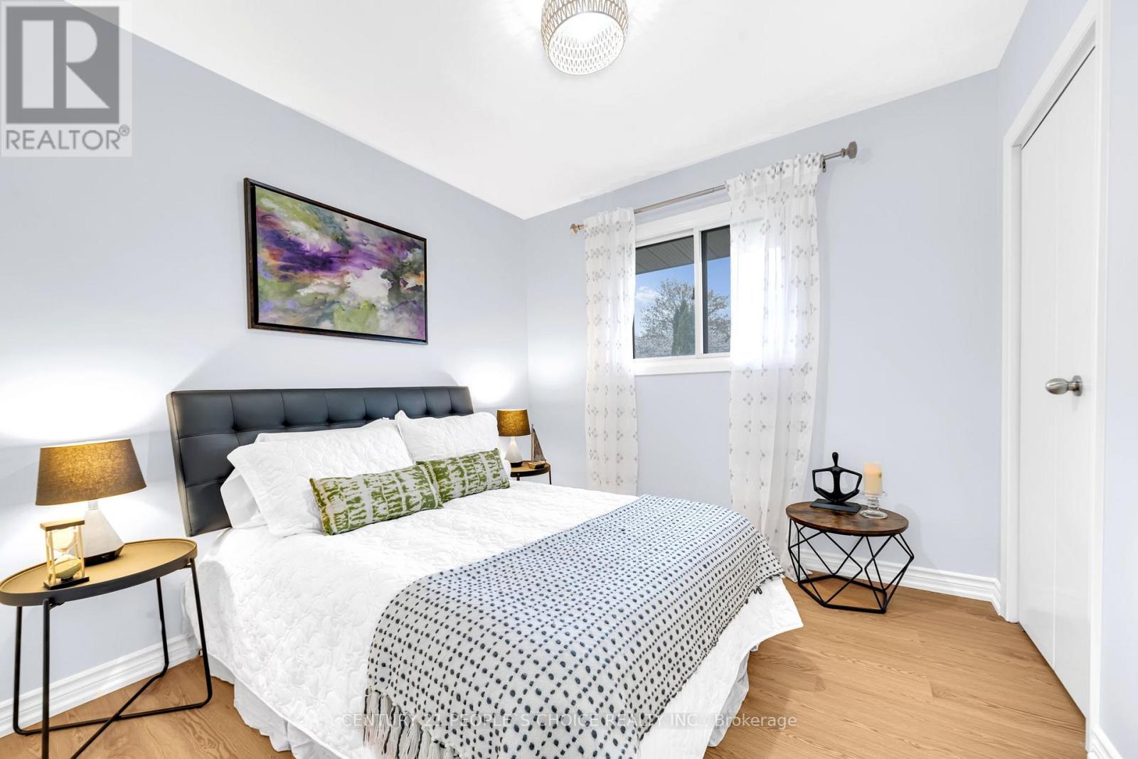 586 CENTRAL PK BOULEVARD N - 15