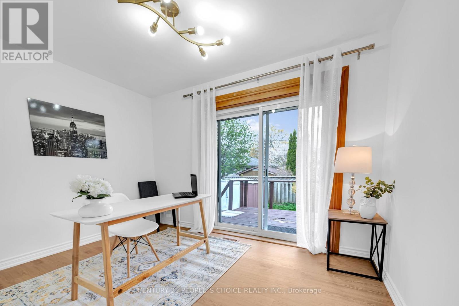 586 CENTRAL PK BOULEVARD N - 13