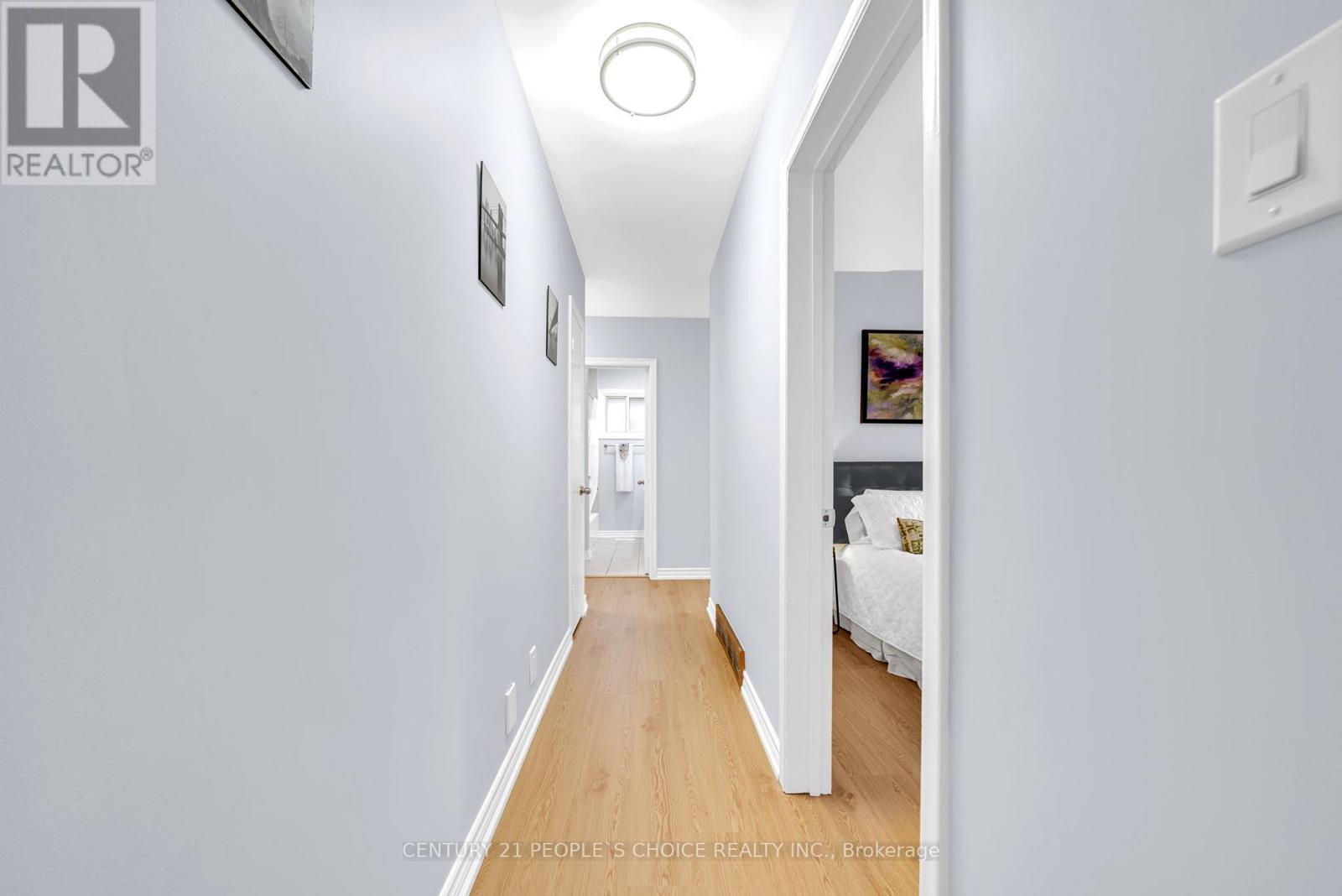 586 CENTRAL PK BOULEVARD N - 17