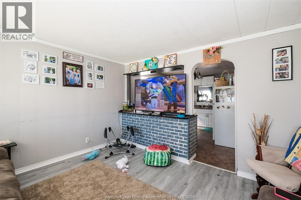 3651 BLISS ROAD - 4