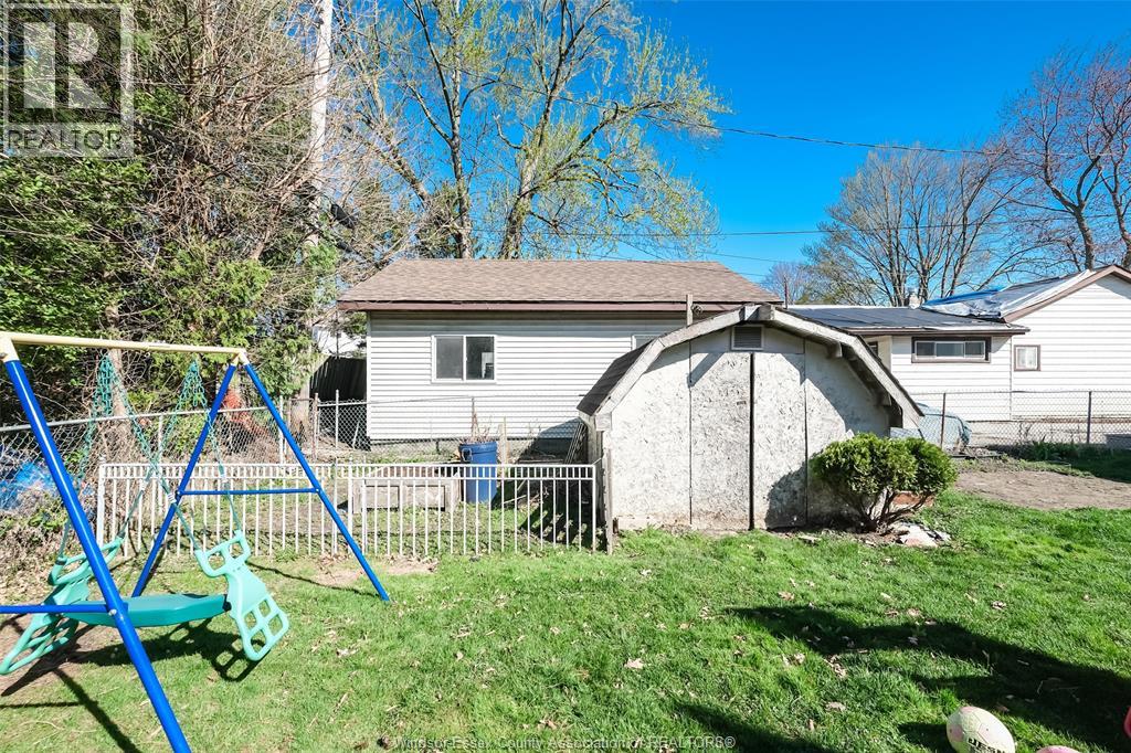 3651 BLISS ROAD - 8