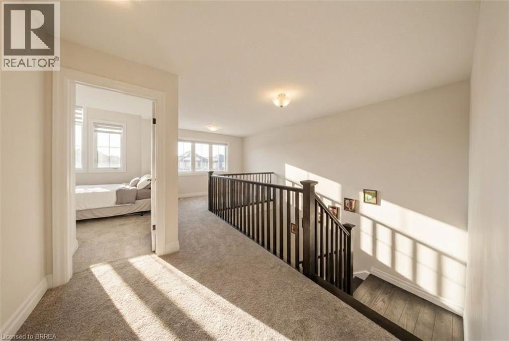185 SAVANNAH RIDGE Drive - 23