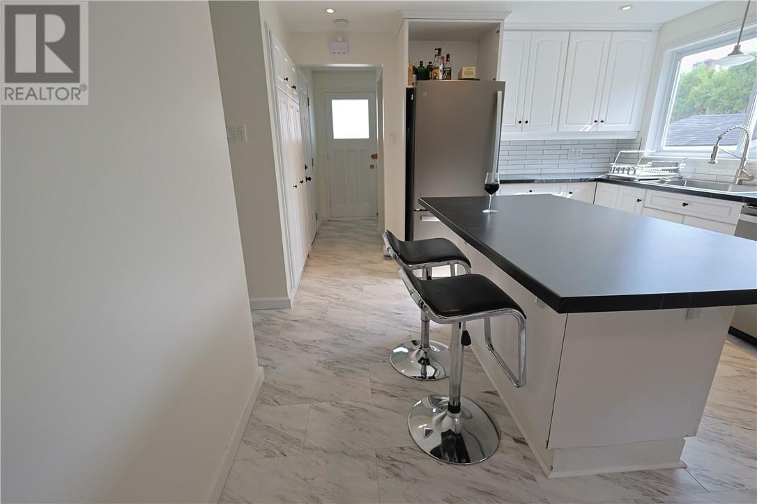 4 Bed, 3 Bath House for Sale in Ottawa – 12 Downsview Crescent, Ottawa - Image 33