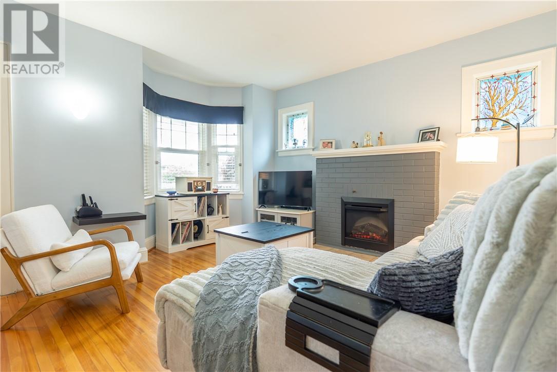 397 Nelson Street - 9