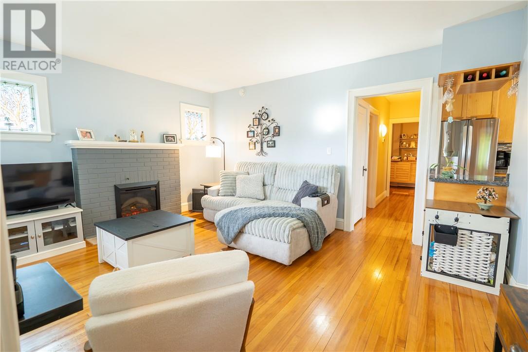 397 Nelson Street - 6
