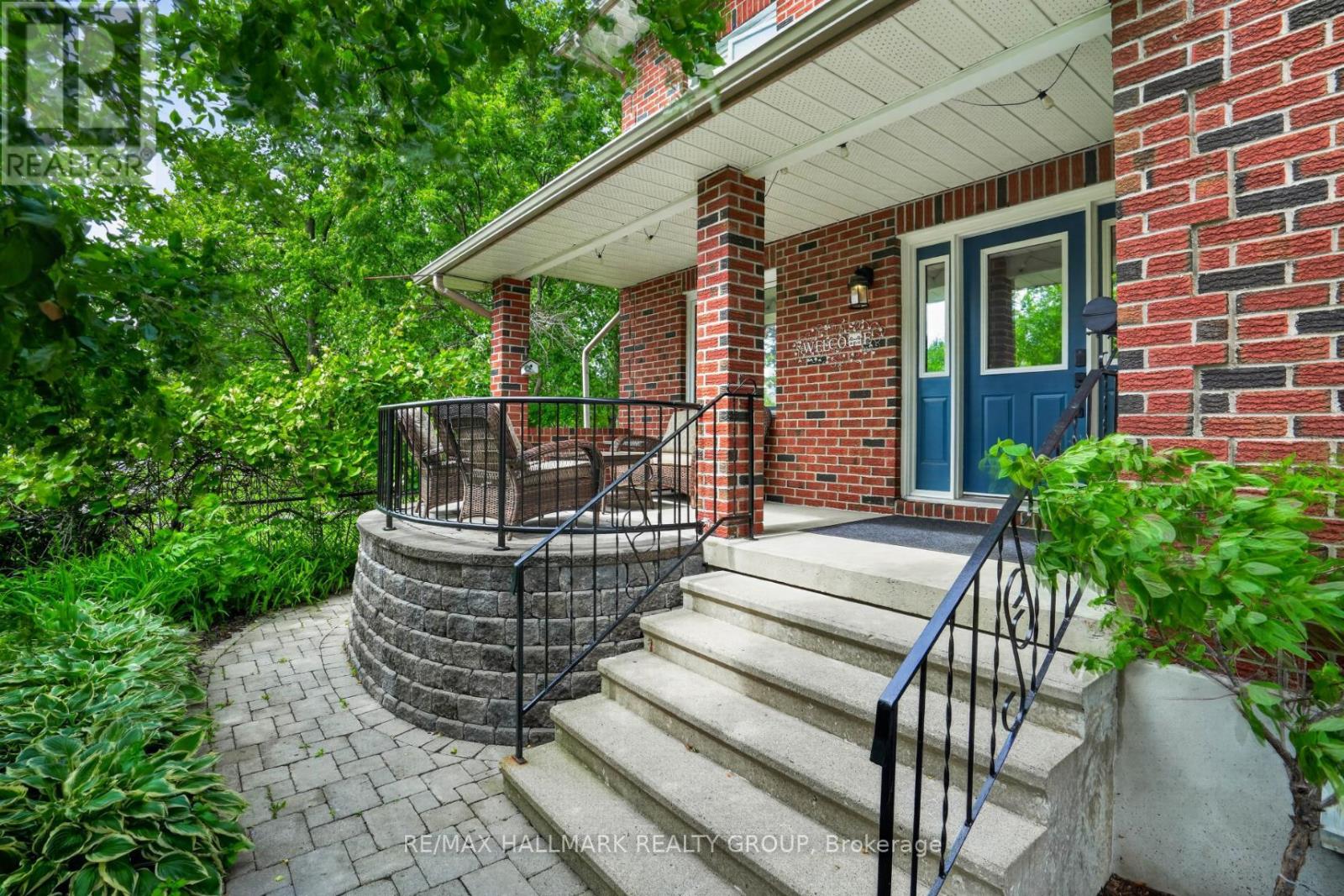 6 Bed, 6 Bath House for Sale in Ottawa – 3809 ALDERWOOD STREET, Ottawa – MLS# X13462498 - Image 6