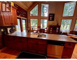 516 Bayview Road, Nakusp, BC V0G1R1 Photo 15