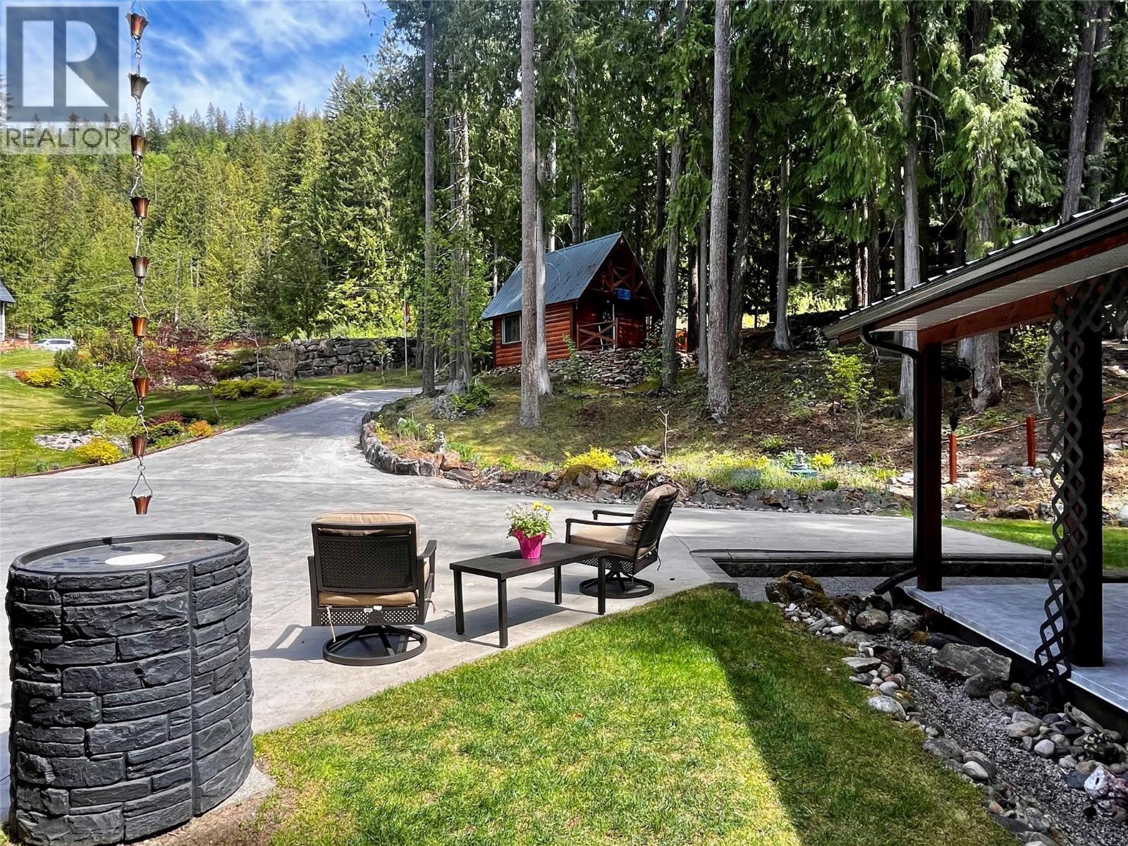 516 Bayview Road - 33