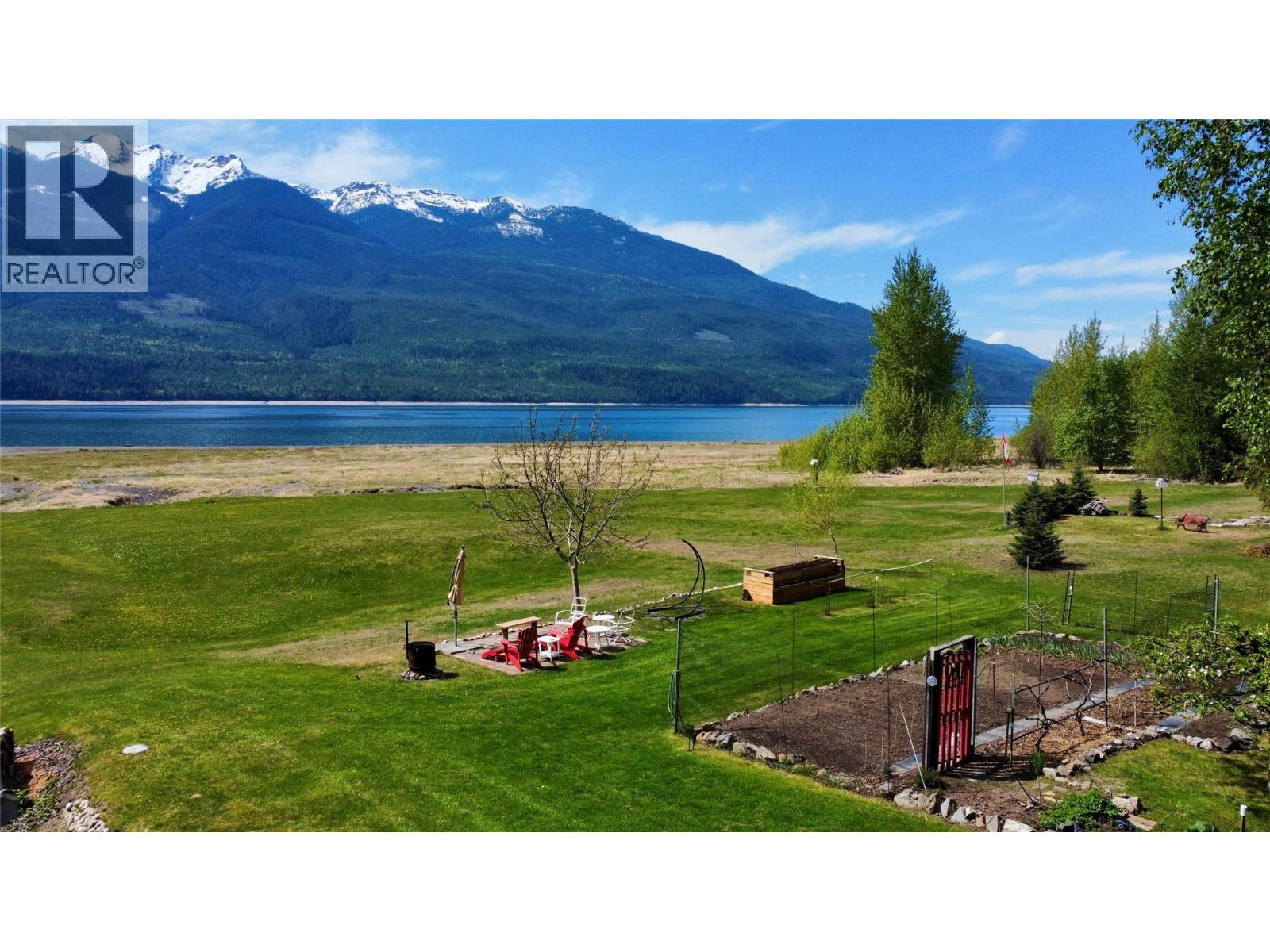 516 Bayview Road - 74
