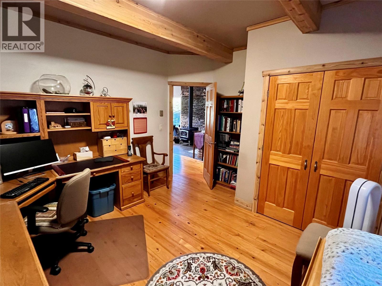 516 Bayview Road - 29