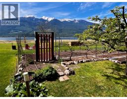 516 Bayview Road, Nakusp, BC V0G1R1 Photo 76