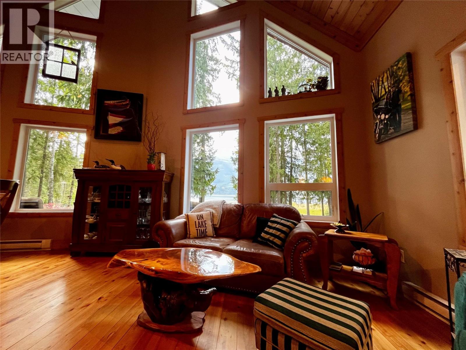 516 Bayview Road - 22