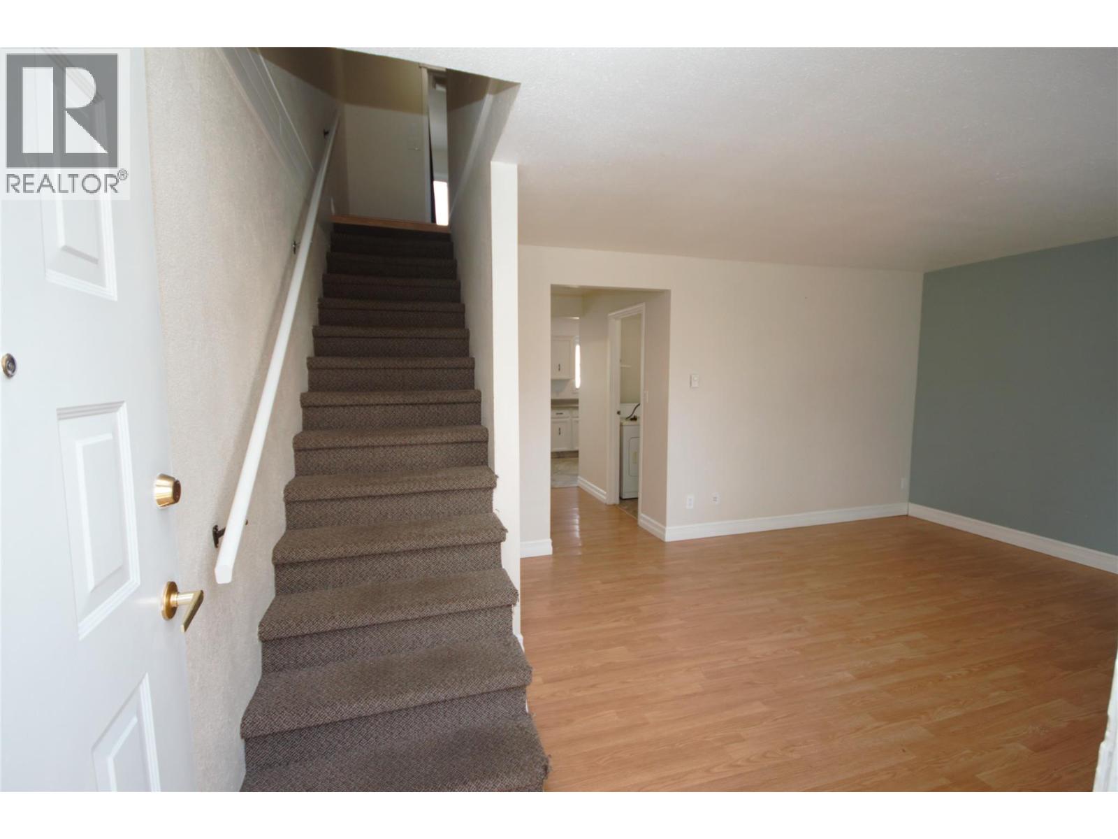 #8 5820 MAIN Street - 10