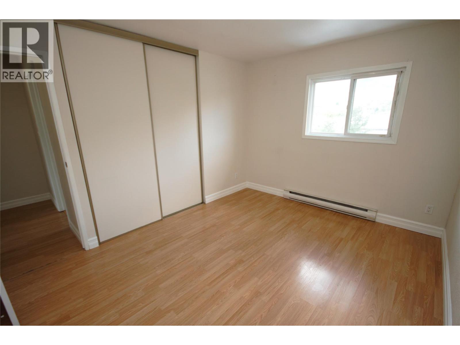 #8 5820 MAIN Street - 28