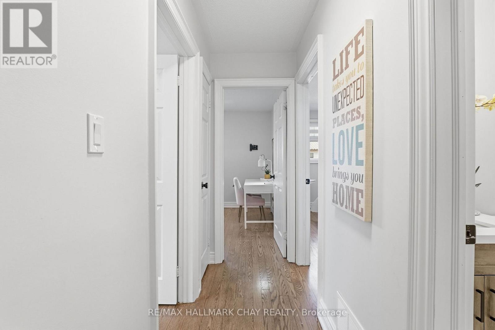 17 HUNTER COURT - 16