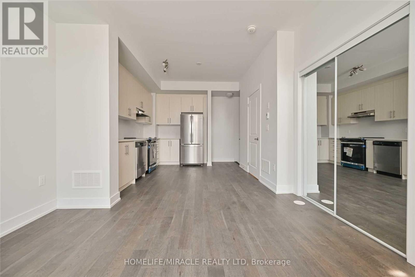 #L122 9570 ISLINGTON AVENUE - 13
