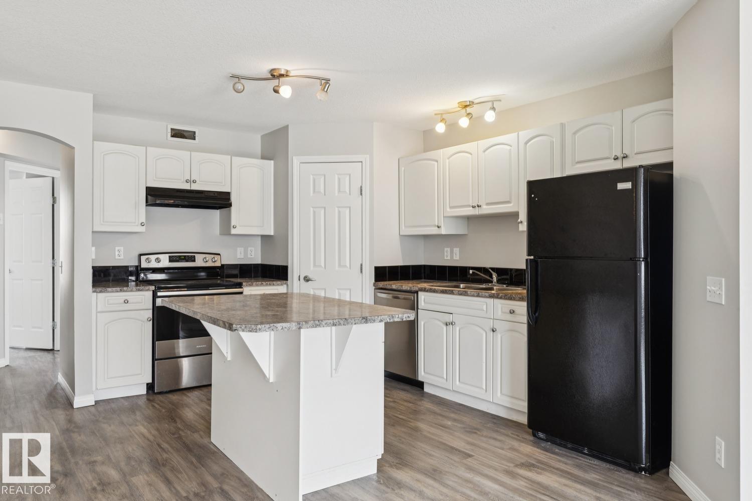 #52 150 EDWARDS DR SW - 5