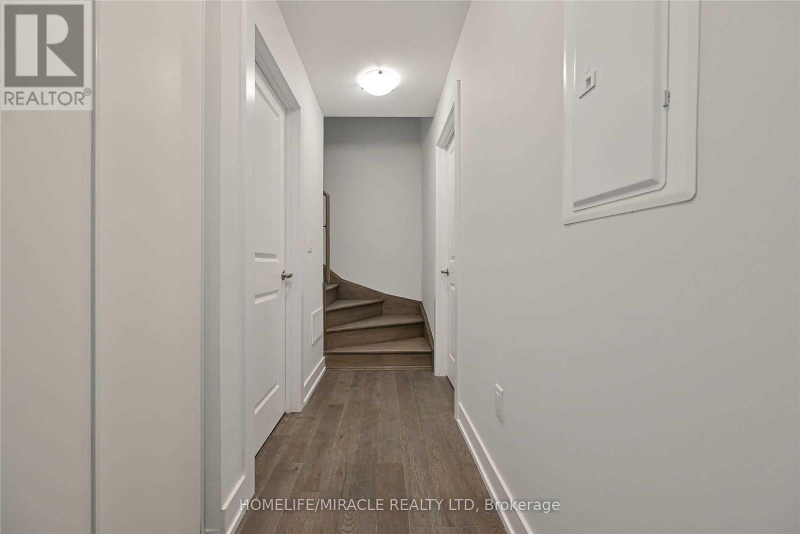 #L122 9570 ISLINGTON AVENUE - 28