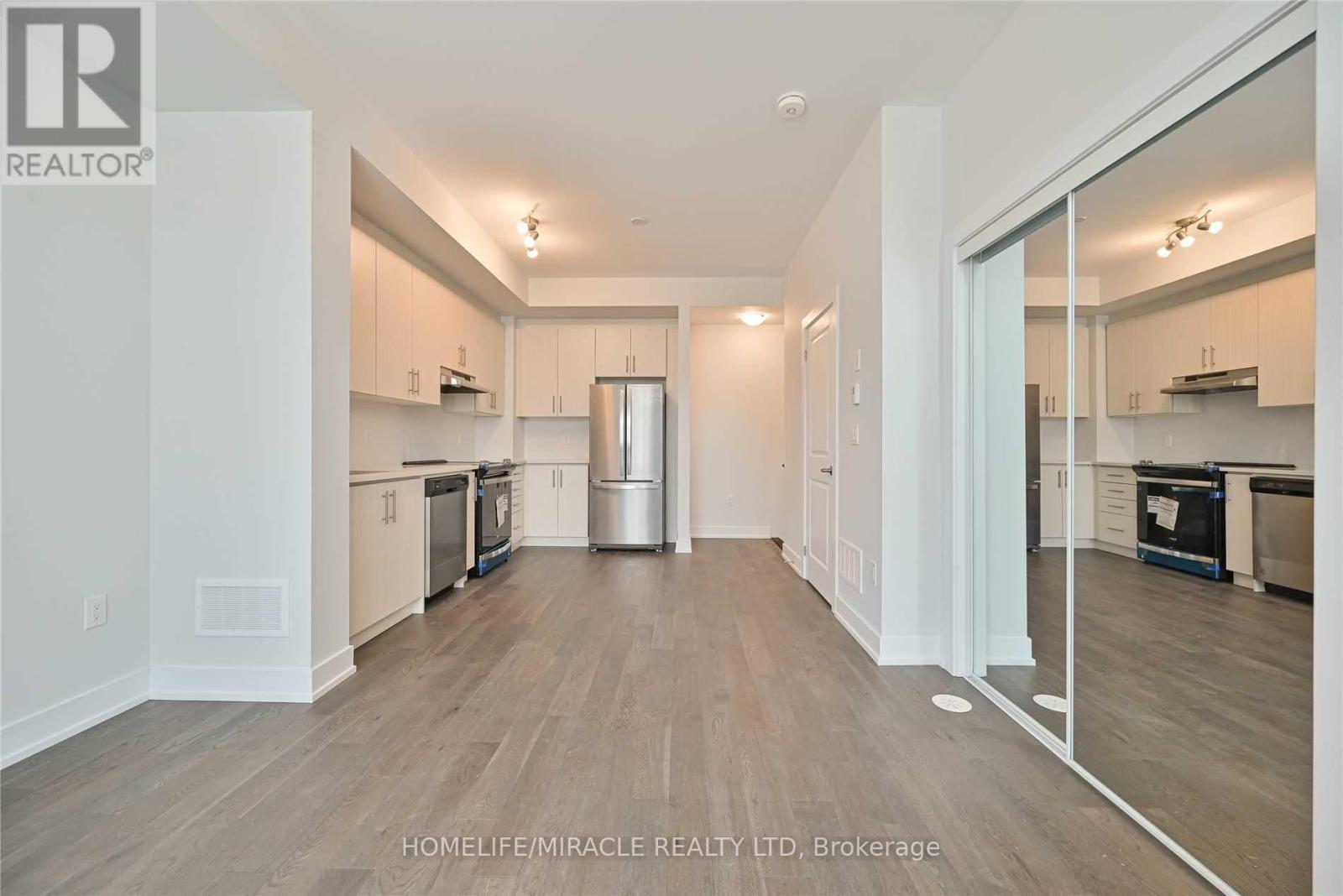 #L122 9570 ISLINGTON AVENUE - 12