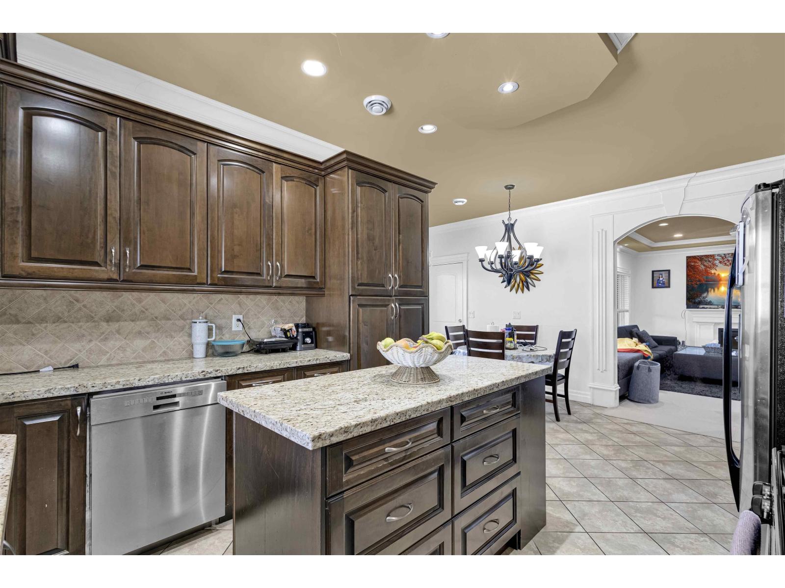 12420 90A AVENUE, Surrey