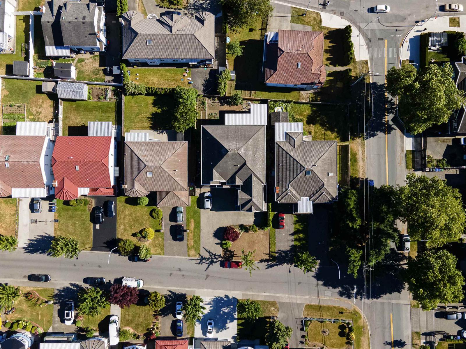 12420 90A AVENUE, Surrey