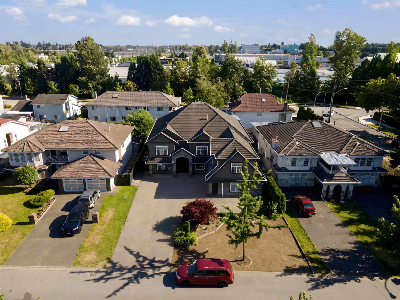 12420 90A AVENUE, Surrey
