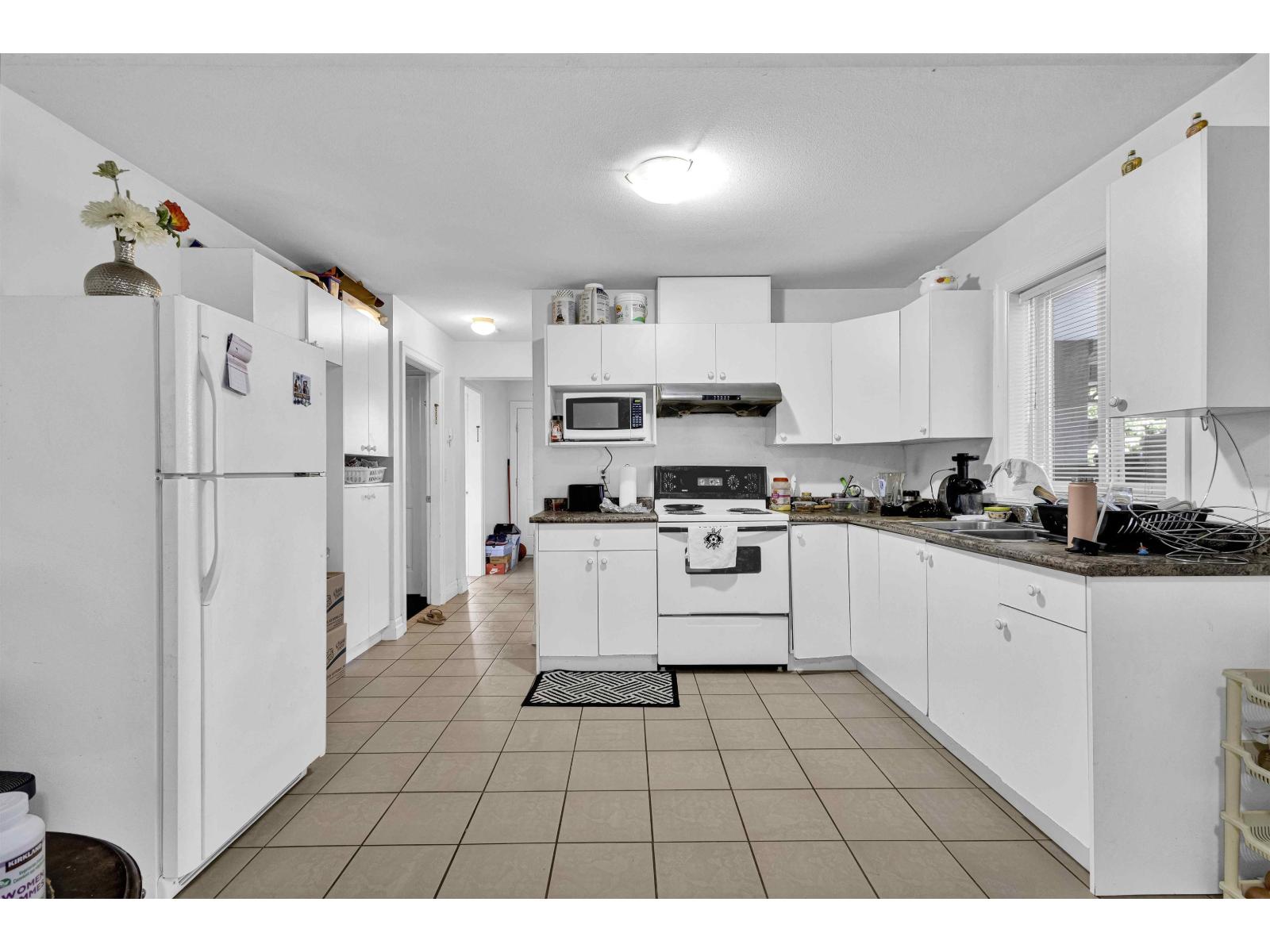 12420 90A AVENUE, Surrey