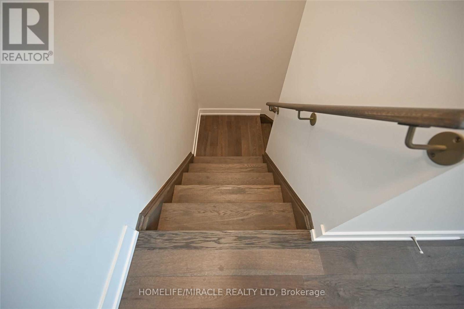 #L122 9570 ISLINGTON AVENUE - 15