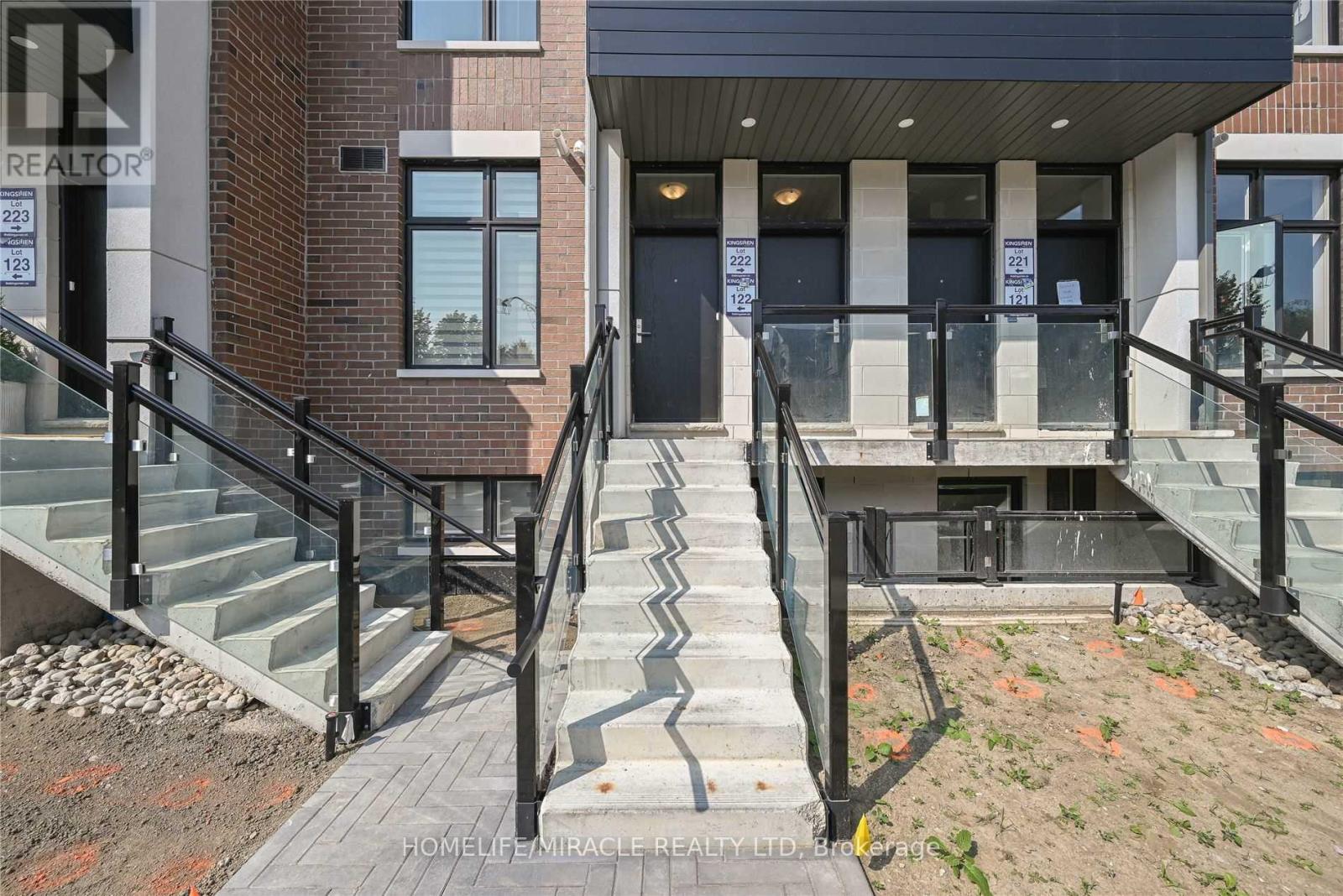 #L122 9570 ISLINGTON AVENUE - 3