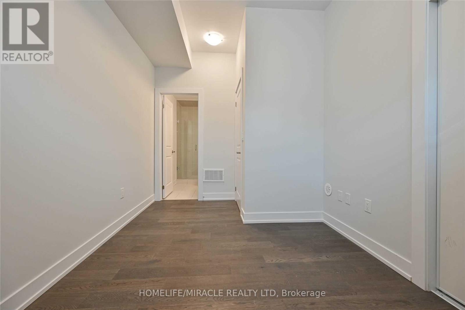 #L122 9570 ISLINGTON AVENUE - 17
