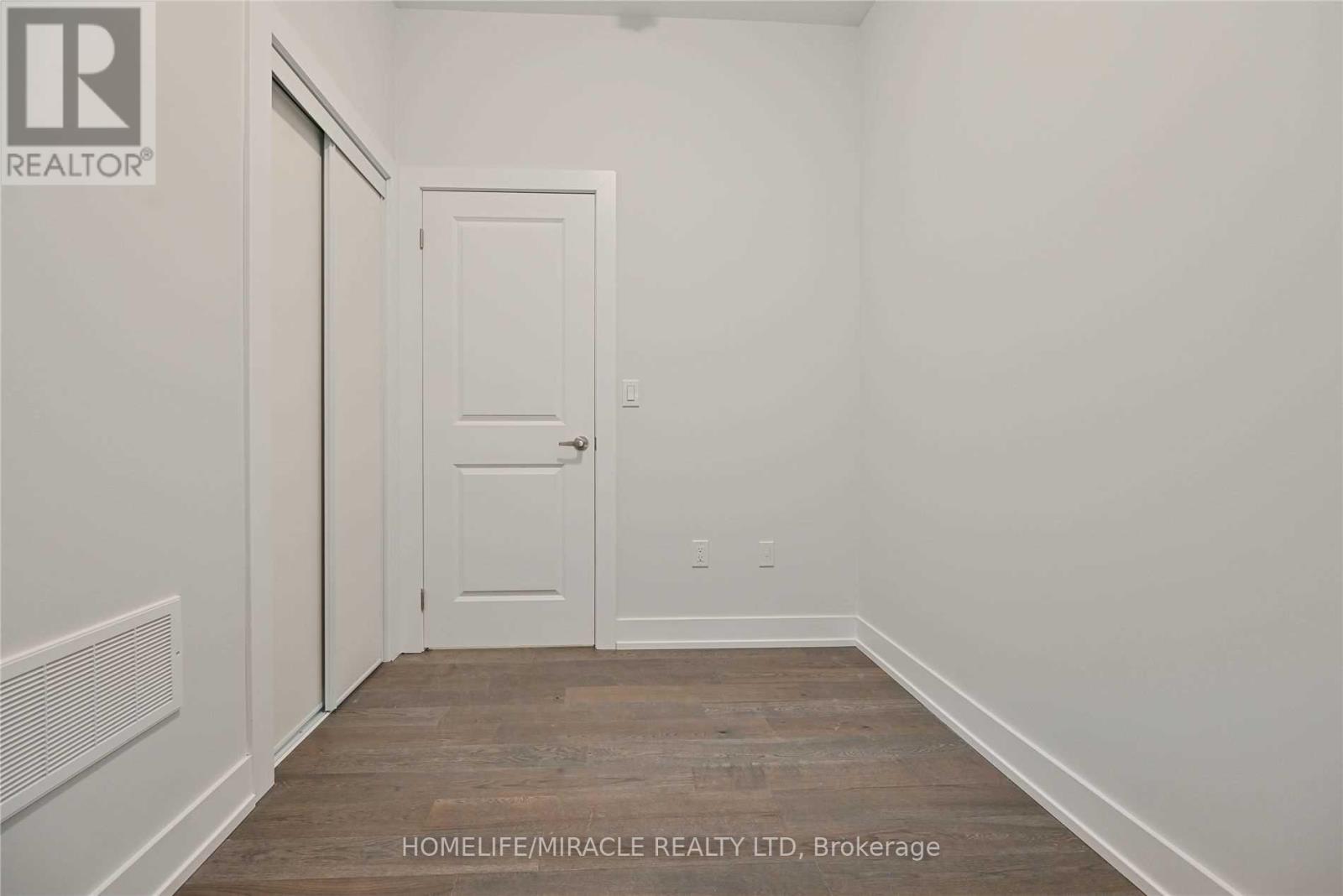 #L122 9570 ISLINGTON AVENUE - 24