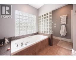 4430 June Springs Road, Kelowna, BC V1W4C8 Photo 35