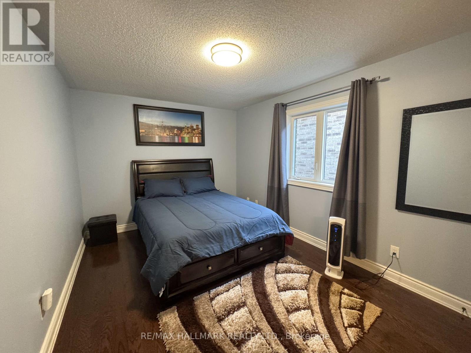 33 MCKENZIE WAY - 13