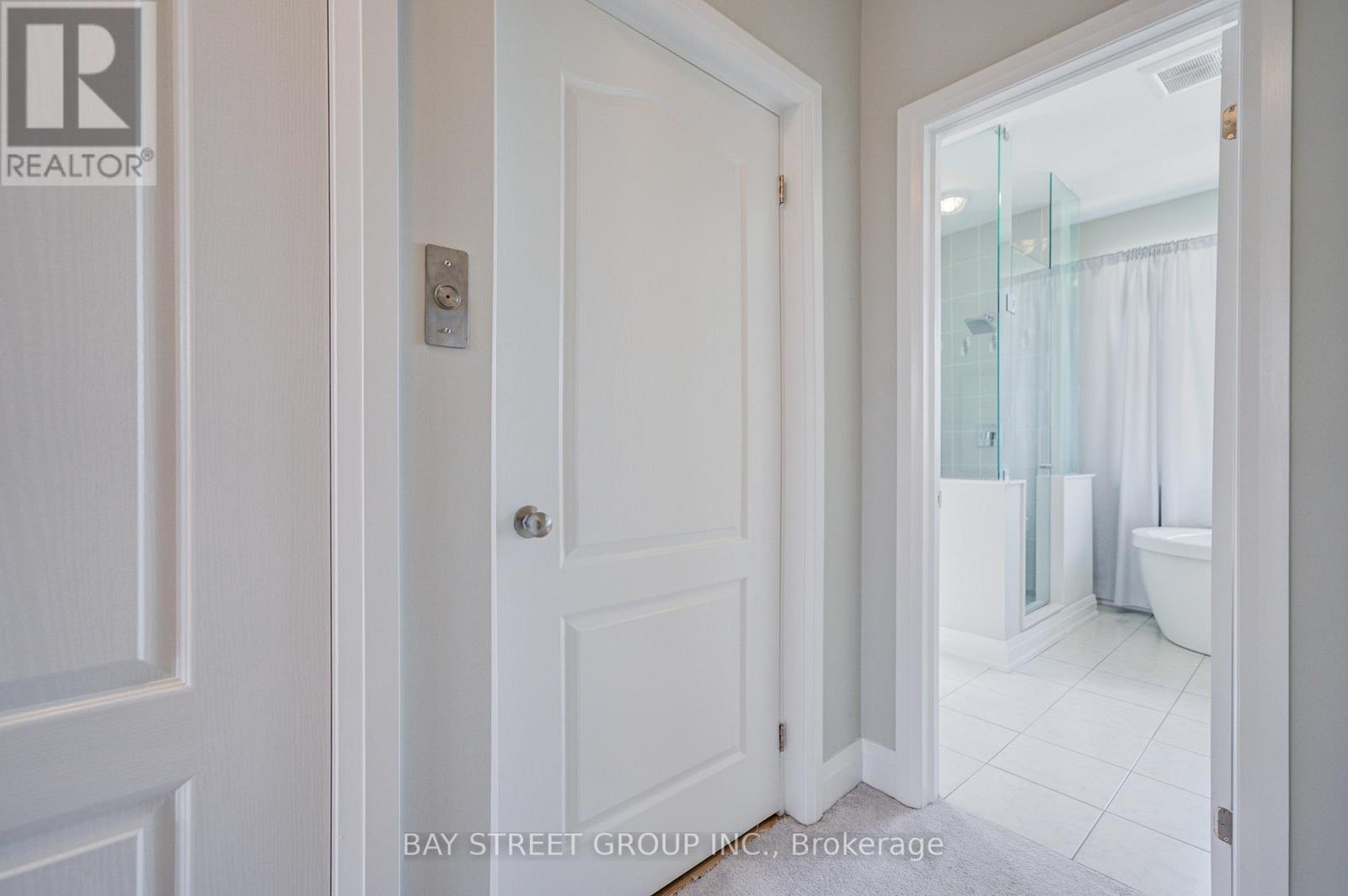 6 TEASEL WAY - 39