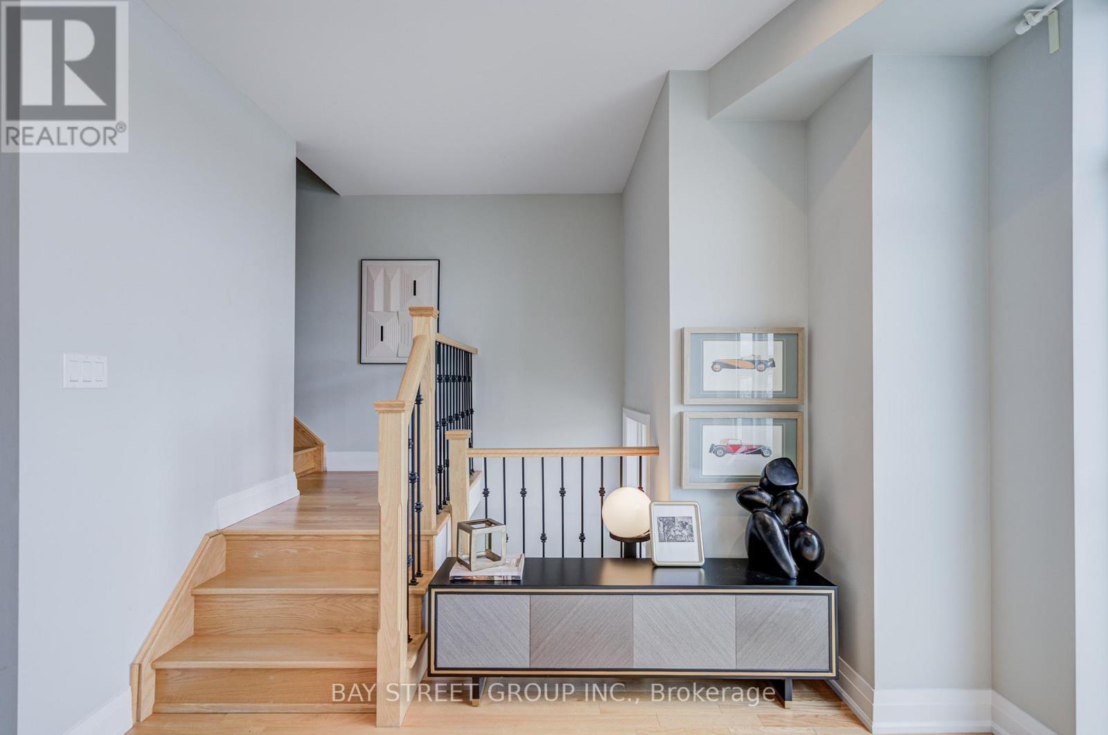 6 TEASEL WAY - 48
