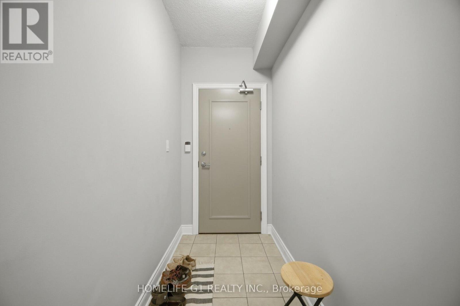 #212 2396 MAJOR MACKENZIE DRIVE - 16