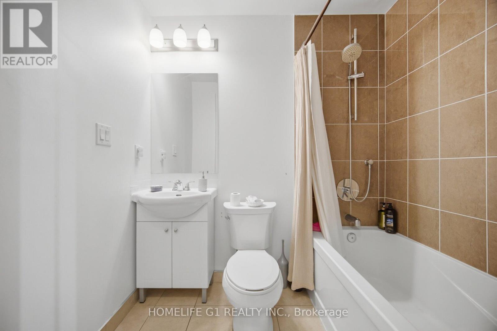 #212 2396 MAJOR MACKENZIE DRIVE - 13