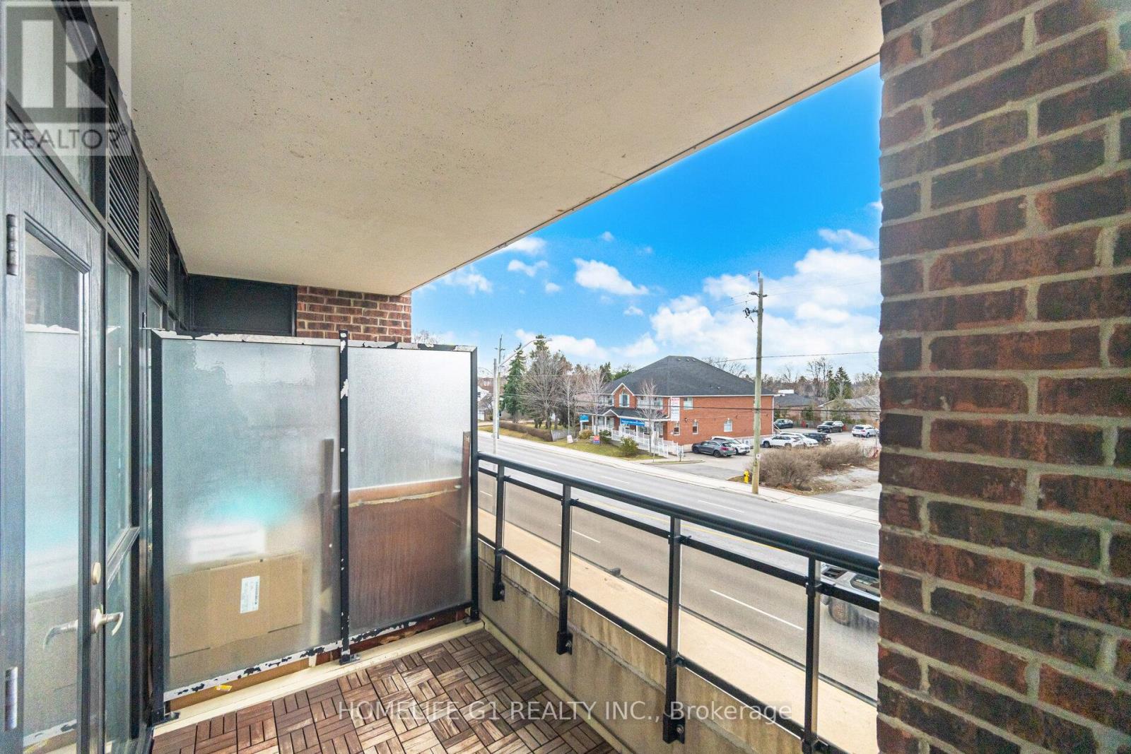 #212 2396 MAJOR MACKENZIE DRIVE - 15