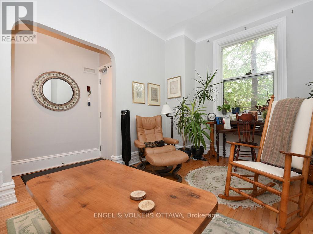 2 Bed, 1 Bath House for Rent in Ottawa – 1 – 81 THIRD AVENUE, Ottawa – MLS# X13472804 - Image 10