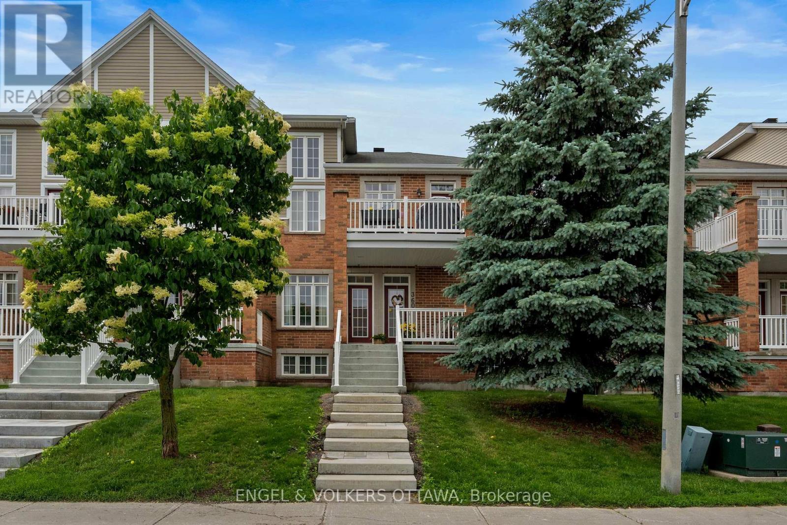 2 Bed, 1 Bath House for Sale in Ottawa – 362 ROYAL FERN WAY, Ottawa – MLS# X13472842 - Image 2