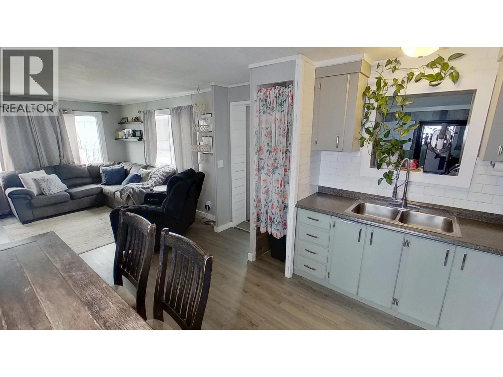 57 634 ELM STREET, Quesnel