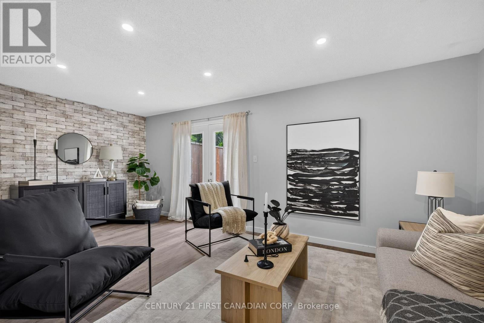 #55 70 CHAPMAN COURT - 8