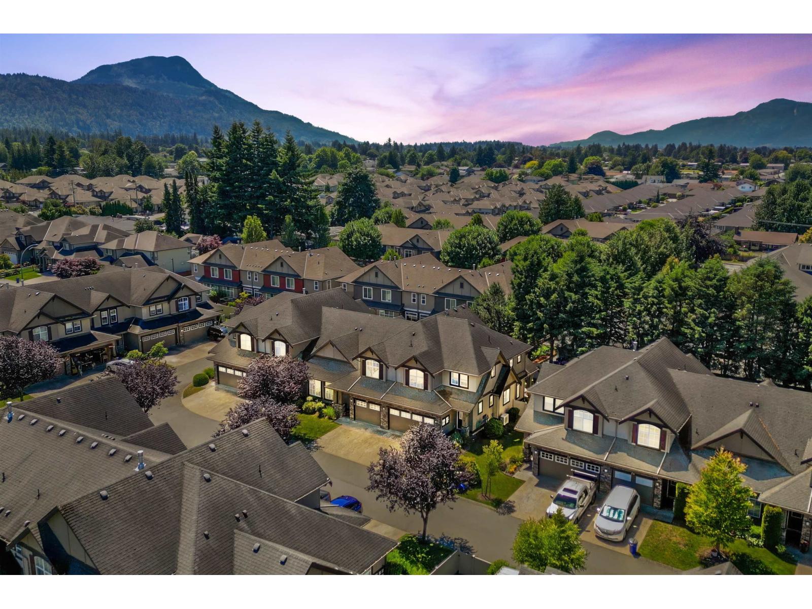 23 6577 SOUTHDOWNE PLACE, Sardis South