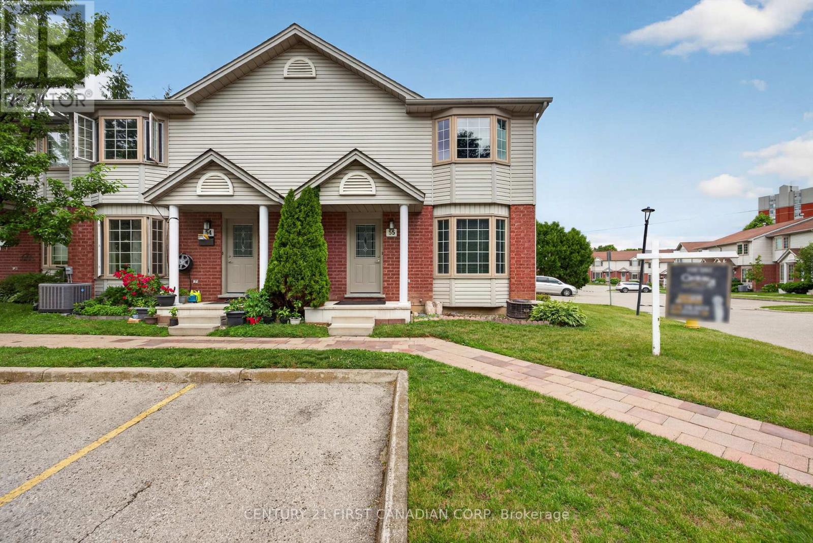 #55 70 CHAPMAN COURT - 1