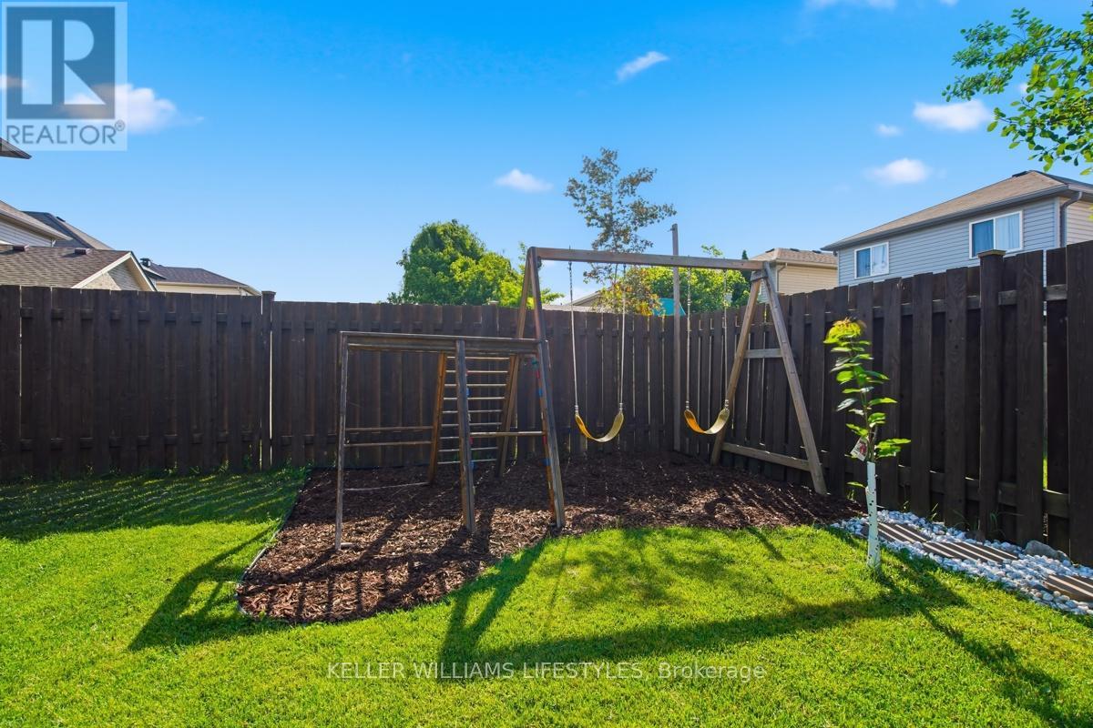 1135 KIMBALL CRESCENT - 36
