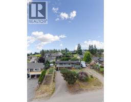 Kitchen - 2139 Amundsen Road, Lake Country, BC V4V1J1 Photo 6