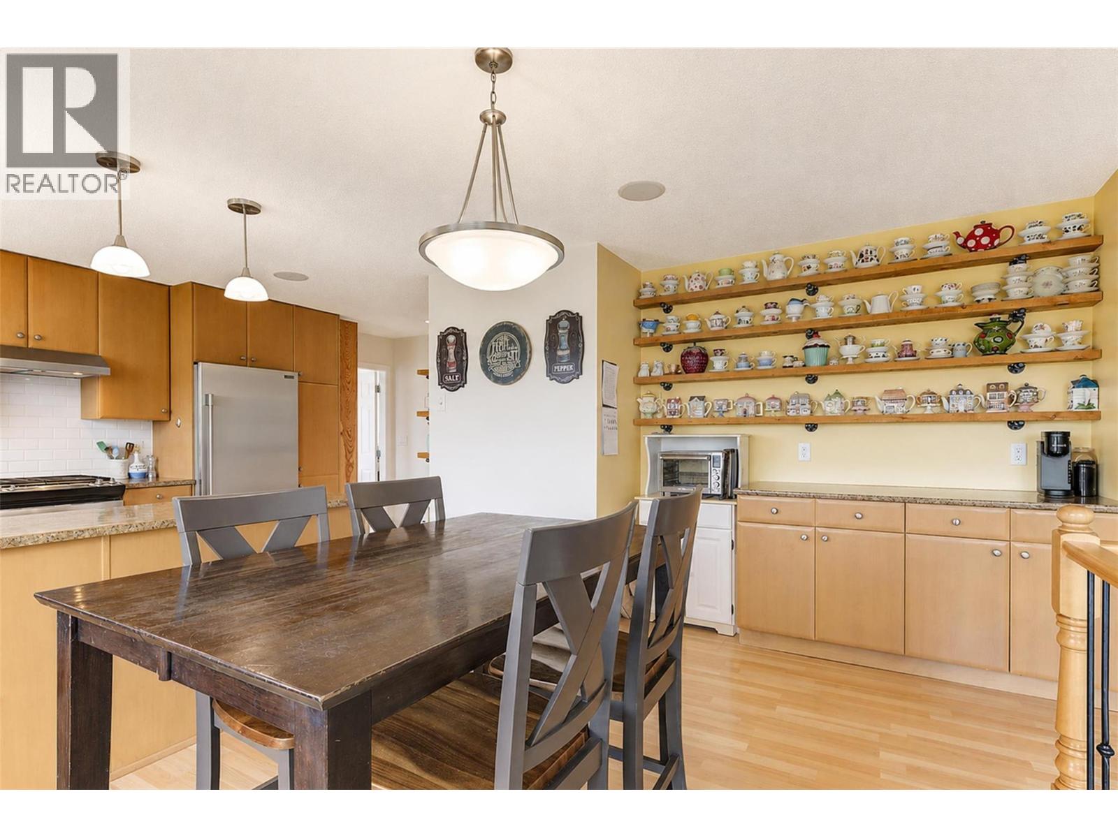 2139 Amundsen Road - 16